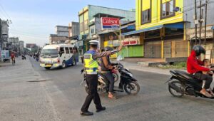 Satlantas Polres Batu Bara lakukan strong point pagi di Simpang Tj Kubah – lalu lintas lancar dan masyarakat nyaman