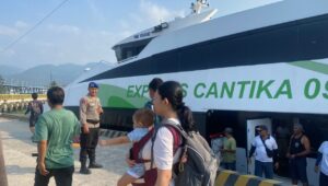 Pantau Aktivitas Pelabuhan Pemenang, Satgas PAMWIL Ops Mandalika Rinjani 2026 Pastikan Arus Penumpang Aman dan Lancar