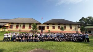 Police Goes to School: Sat Lantas Polres Pematangsiantar Beri Edukasi Keselamatan dan Pencegahan Narkoba ke Siswa SMP Taman Asuhan